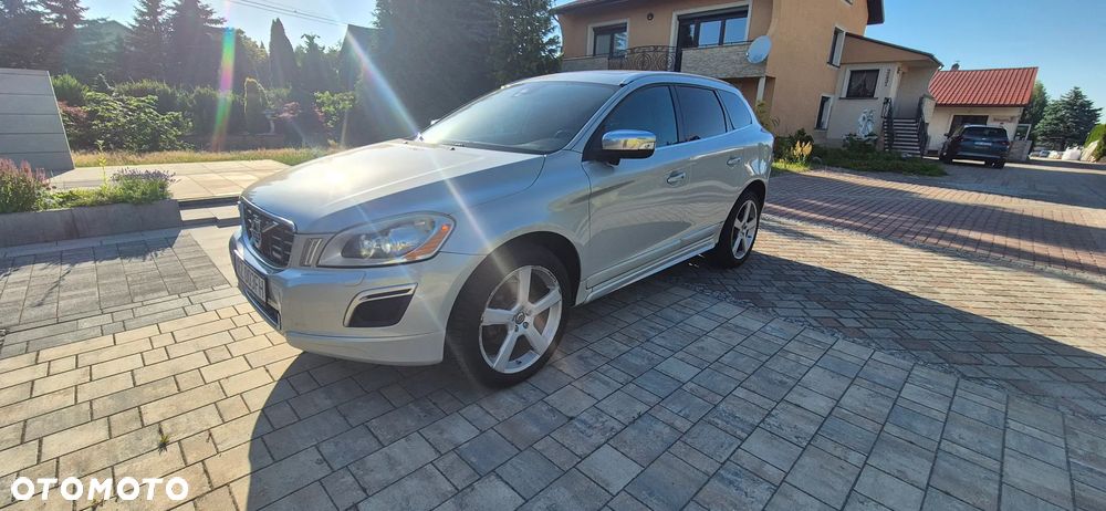 Volvo XC 60 T6 AWD Drive-E R-Design Momentum - 6