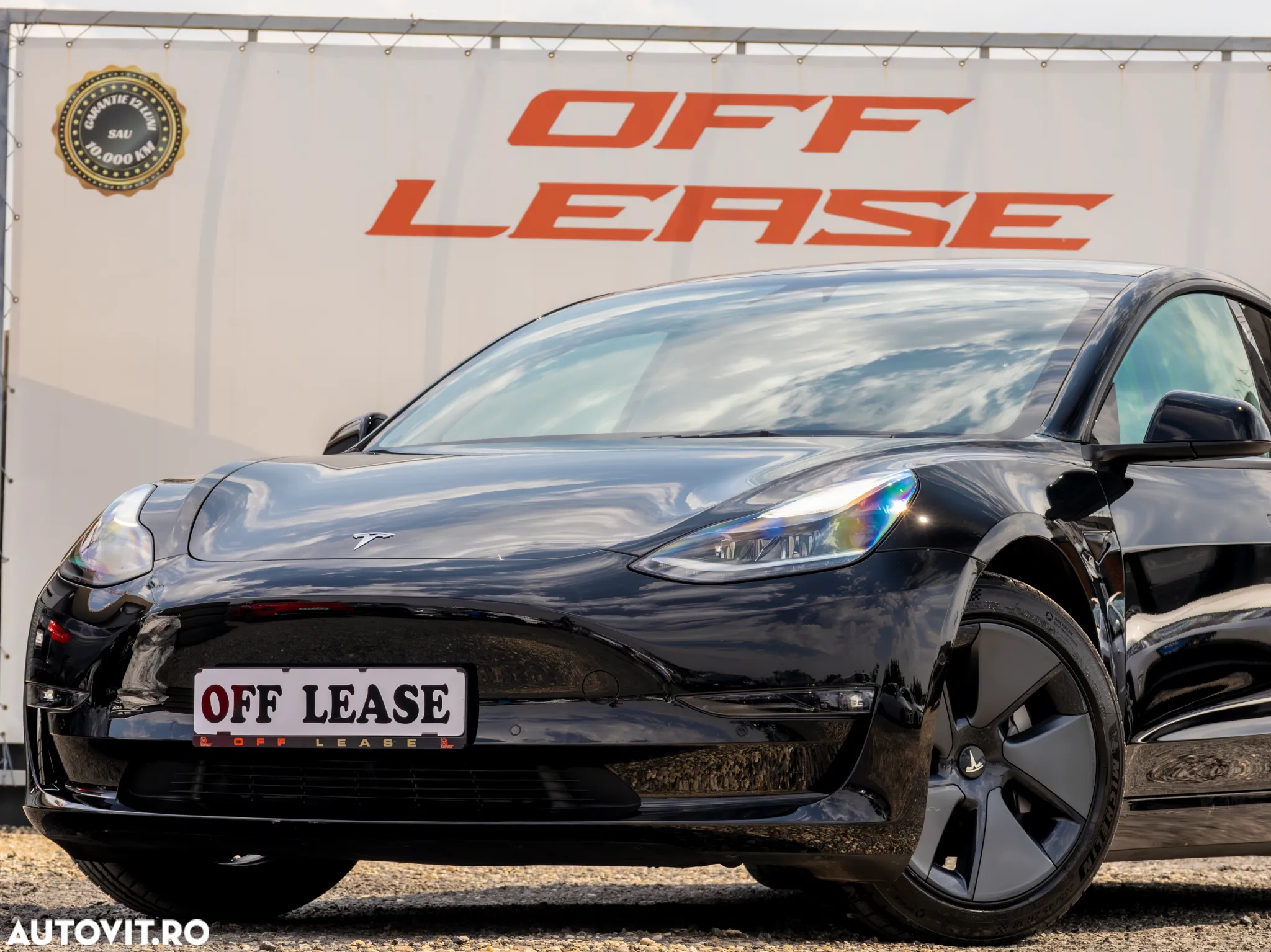 Tesla Model 3 Long Range - 4