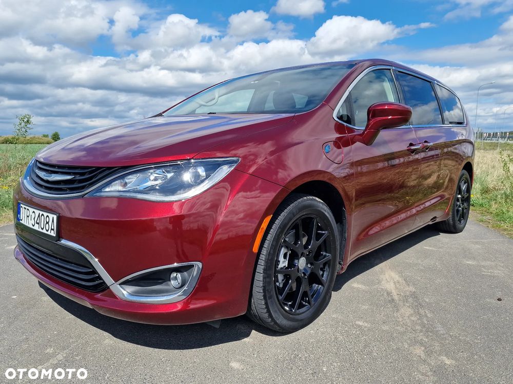 Chrysler Pacifica - 15