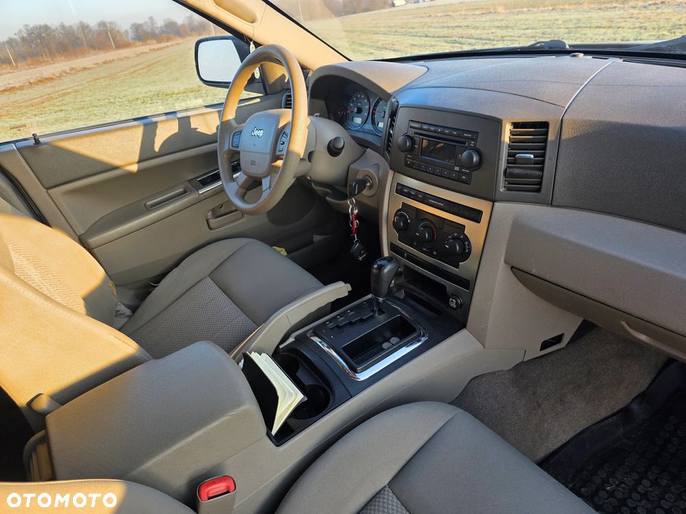 Jeep Grand Cherokee - 4