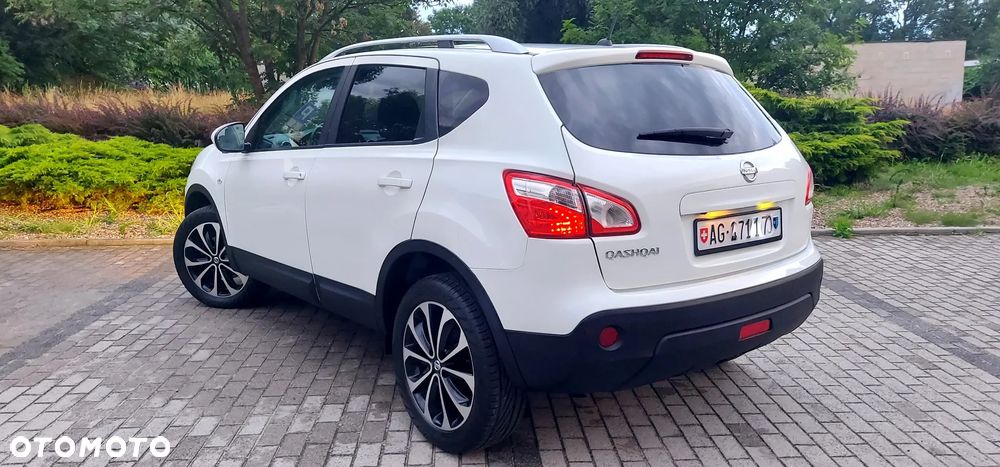 Nissan Qashqai 1.6 360 - 17