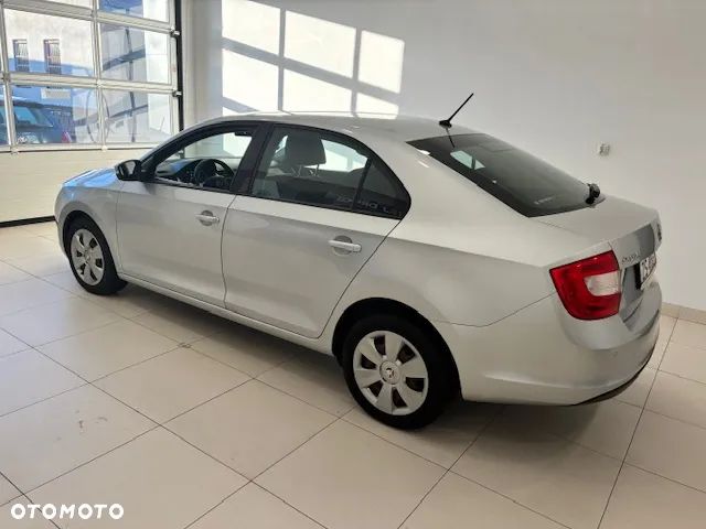 Skoda RAPID 1.2 TSI Ambition - 4
