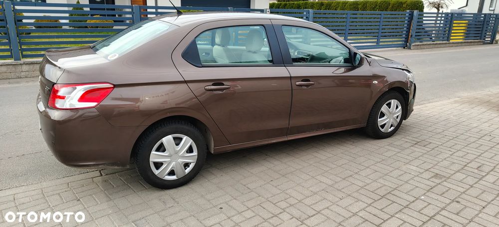 Peugeot 301 1.2 Pure Tech Active - 3