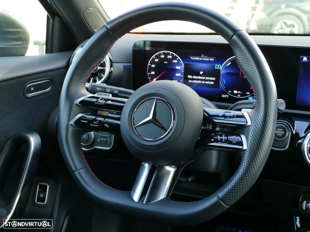 Mercedes-Benz A 250 e - 36