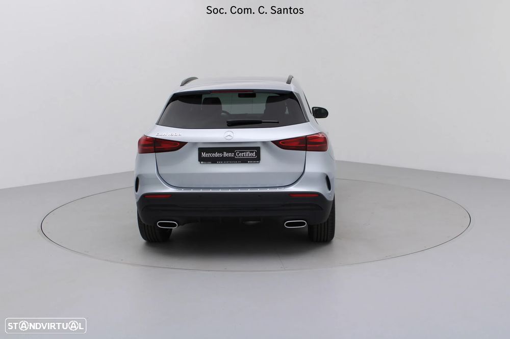 Mercedes-Benz GLA 180 d AMG Line - 6