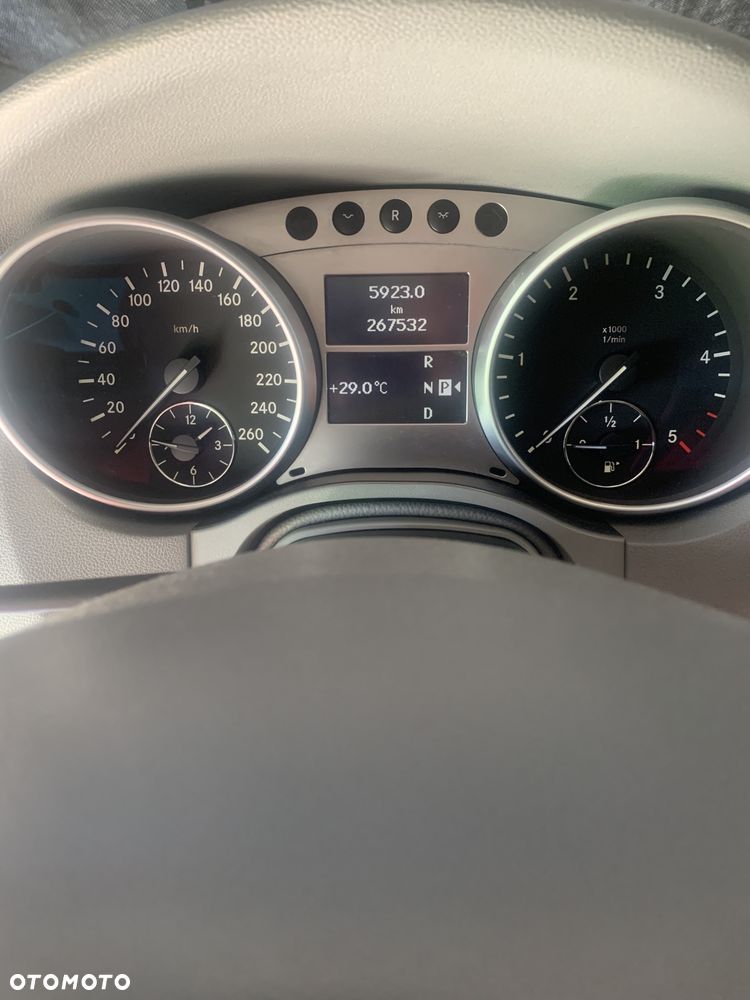 Mercedes-Benz ML 350 BlueTEC 4Matic 7G-TRONIC DPF - 38