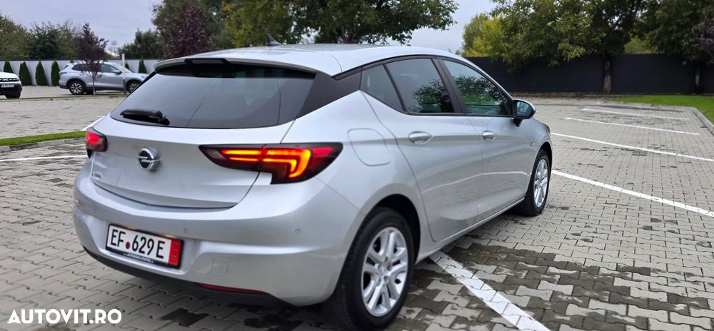 Opel Astra - 4