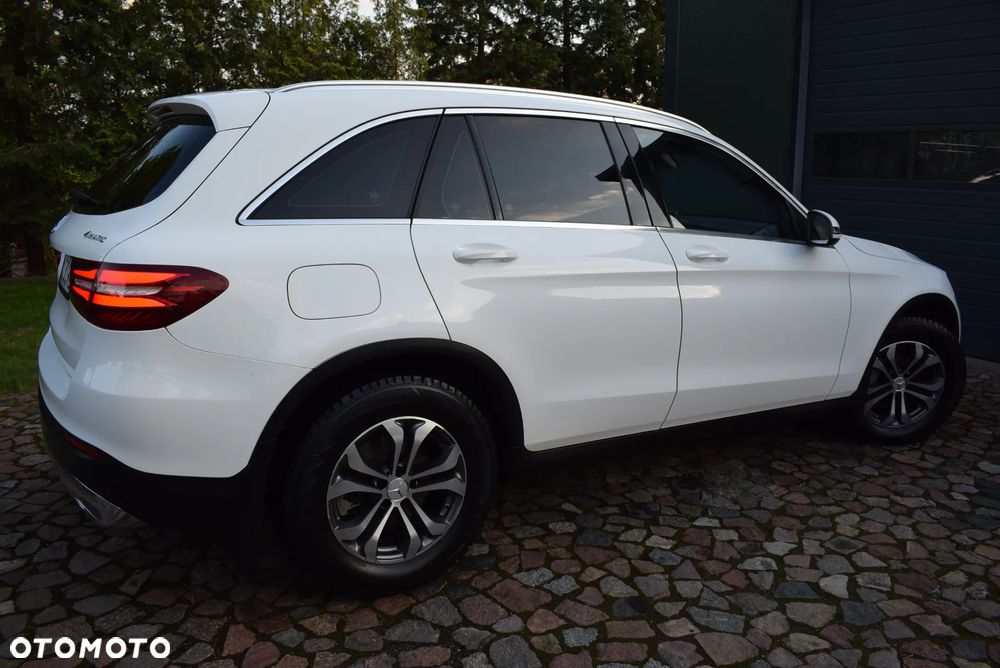 Mercedes-Benz GLC - 17