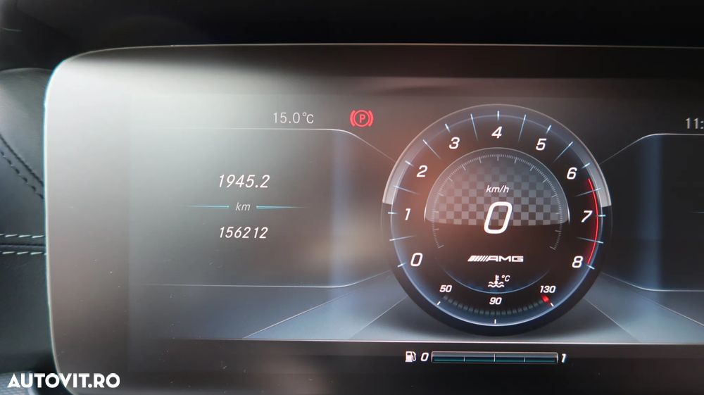 Mercedes-Benz E 43 AMG 4MATIC Aut. - 25