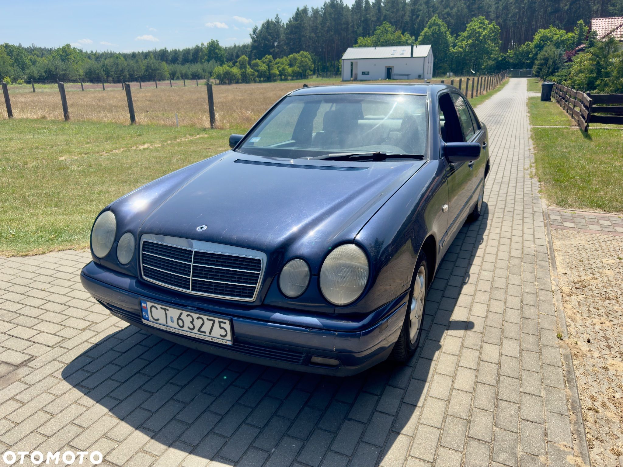 Mercedes-Benz Klasa E - 1