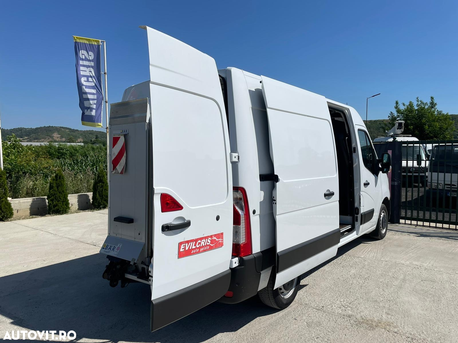 Renault Master LIFT SPATE USA DUBLA LATERALA - 27
