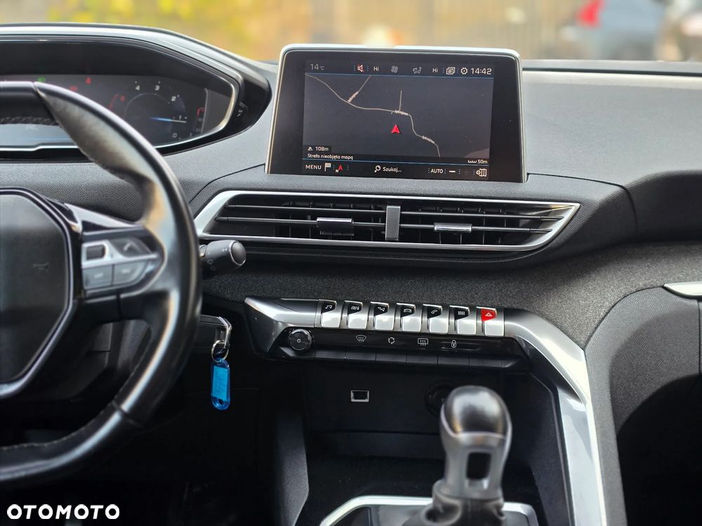 Peugeot 3008 - 28