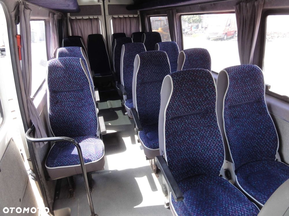 fotele siedzenia zabudowa autobusowa