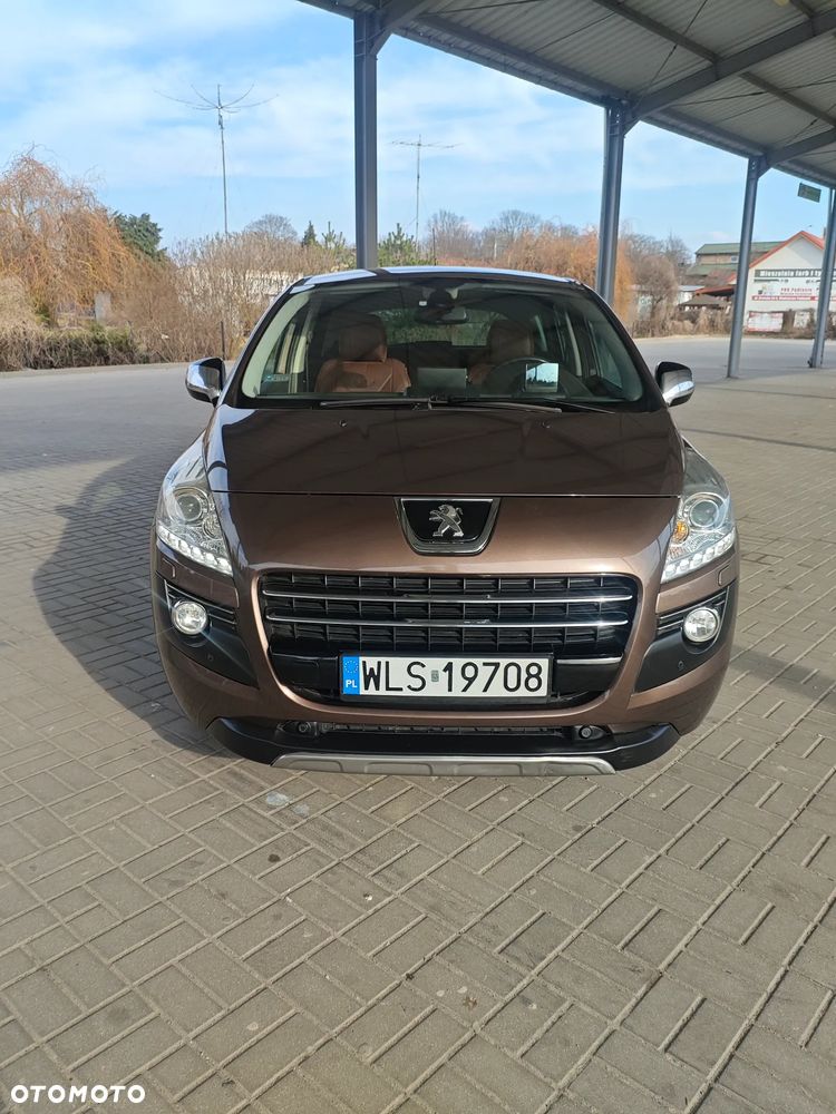 Peugeot 3008 Hybrid4 - 8