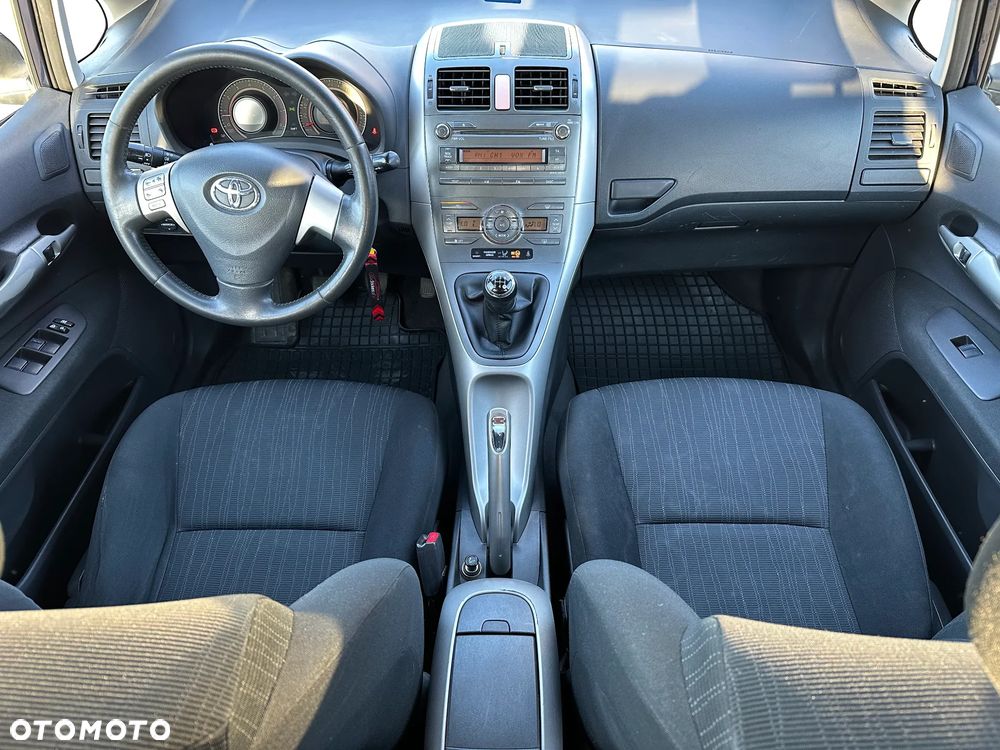 Toyota Auris 1.4 VVT-i Sol - 18