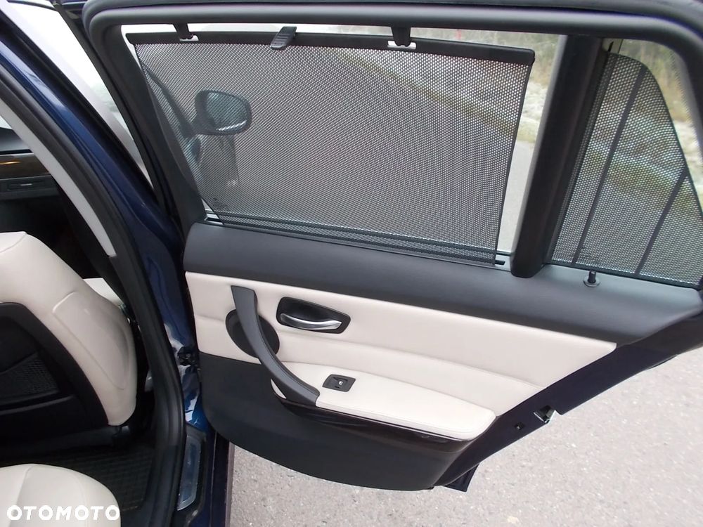 BMW Seria 3 325d DPF Edition Exclusive - 10