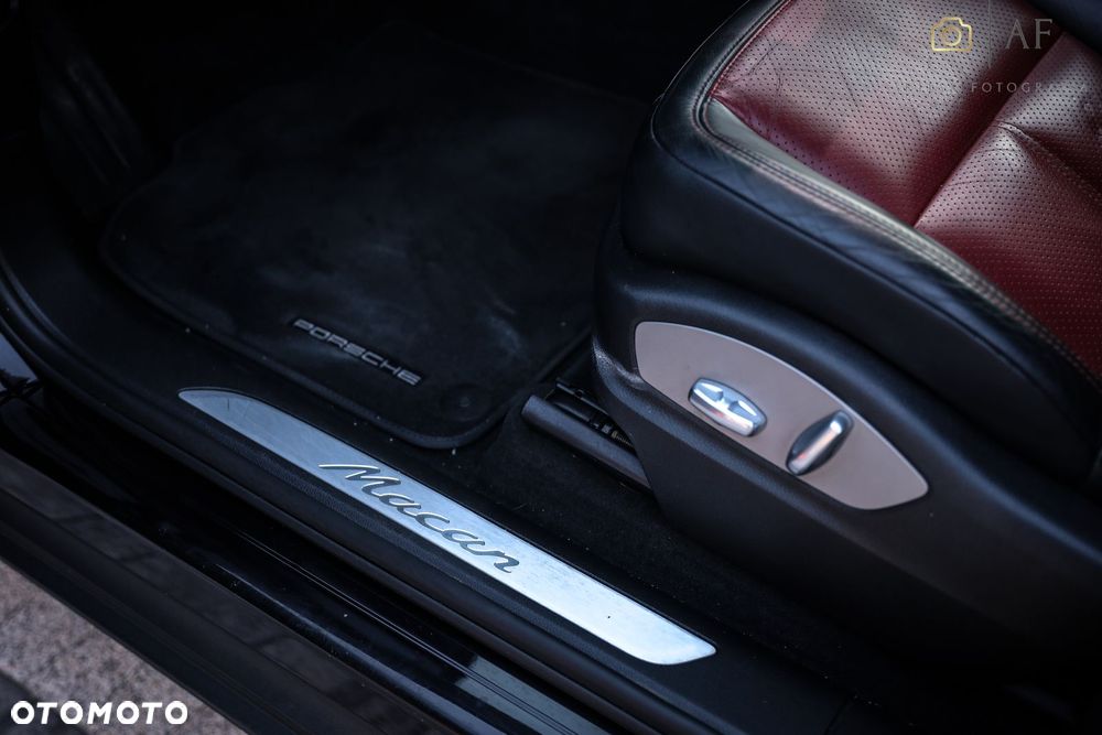 Porsche Macan - 29