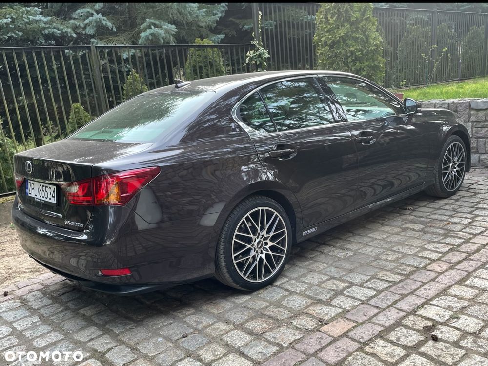 Lexus GS 300h Elite - 3