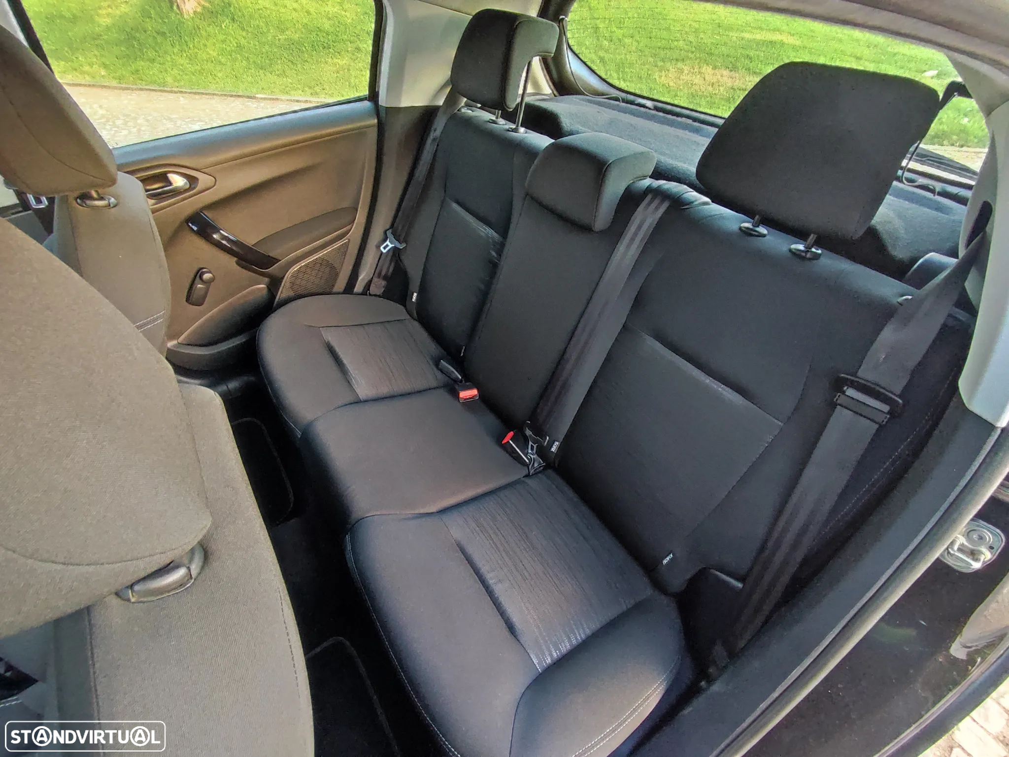 Peugeot 208 1.4 HDi Access - 8