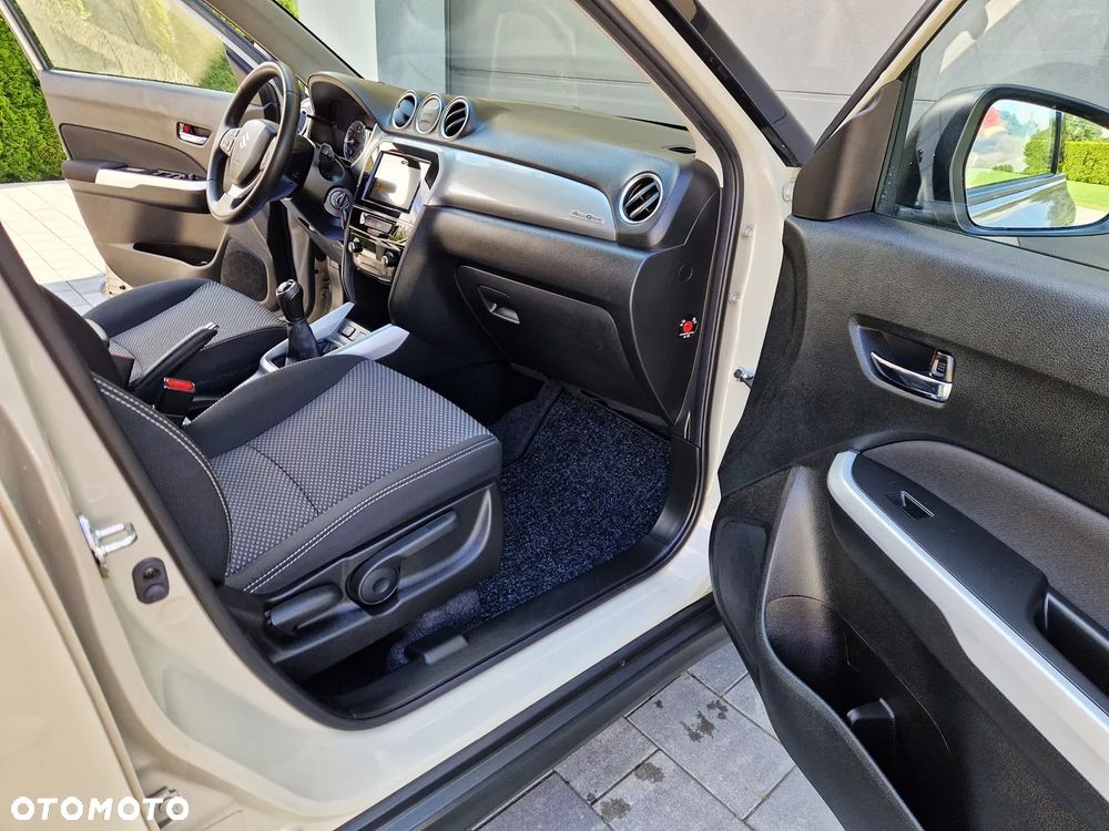 Suzuki Vitara 1.6 (4x4) Allgrip Comfort+ - 20