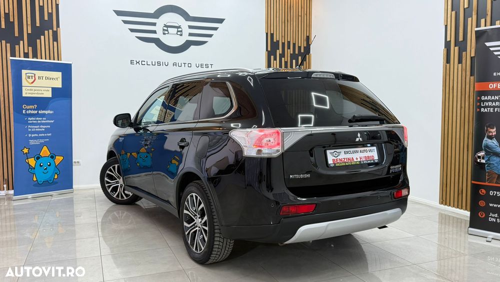 Mitsubishi Outlander 2.0 4WD - 4