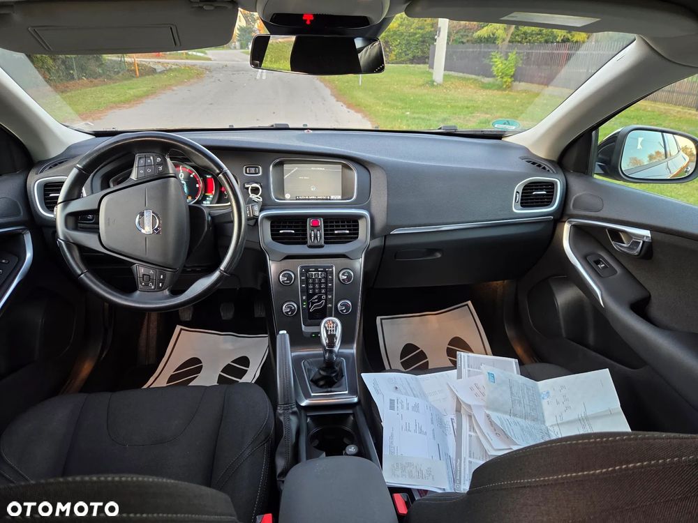 Volvo V40 - 20