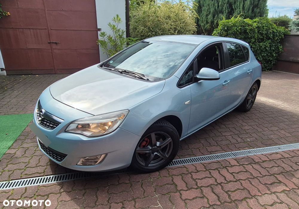 Opel Astra 1.4 EcoFLEX Cosmo - 5