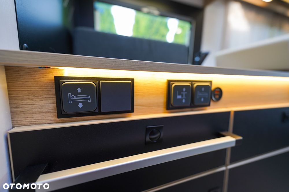 Ford Chausson 720 Titanium Line - 34