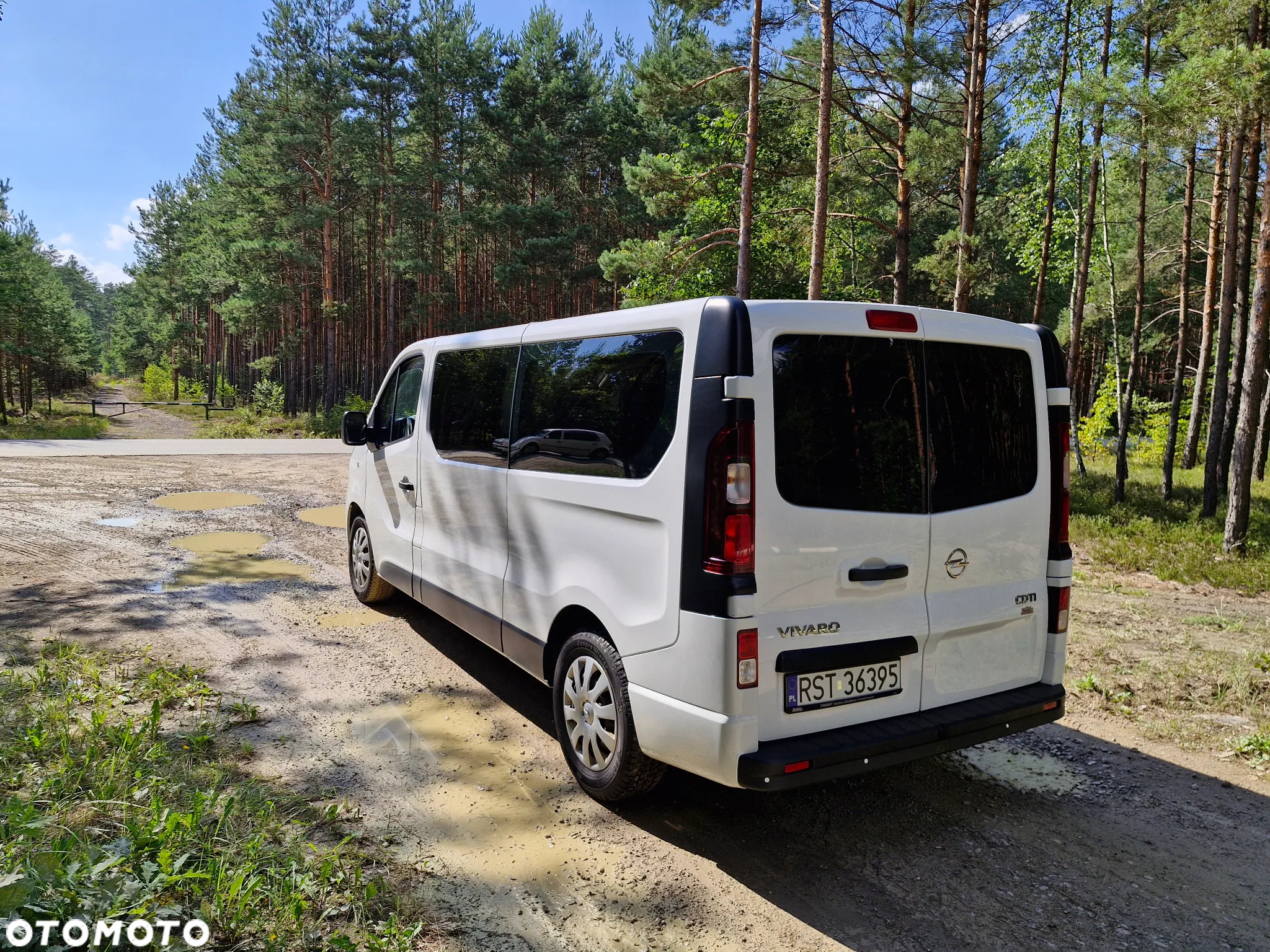 Opel Vivaro - 14