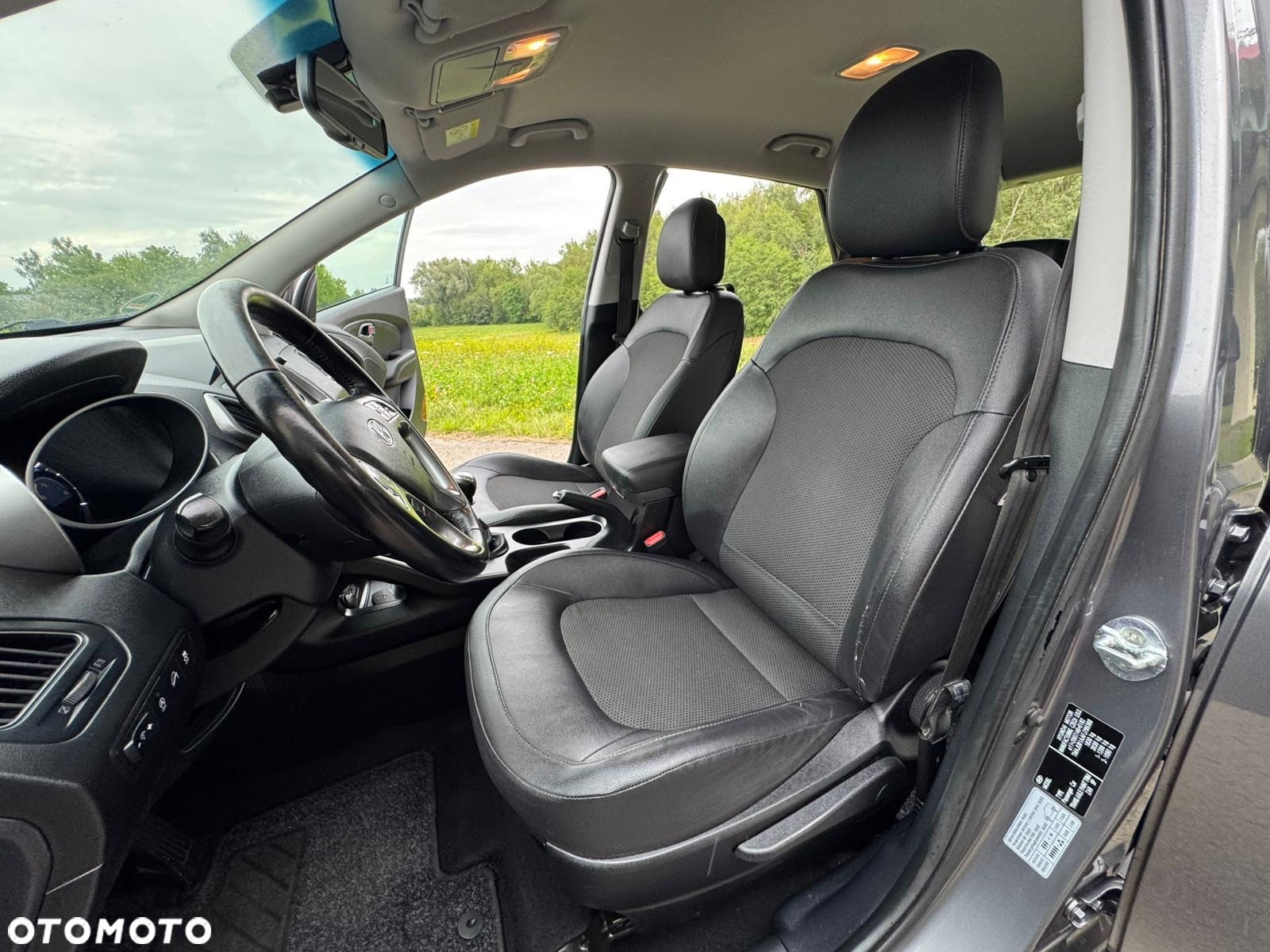 Hyundai ix35 1.6 GDI Premium 2WD - 24