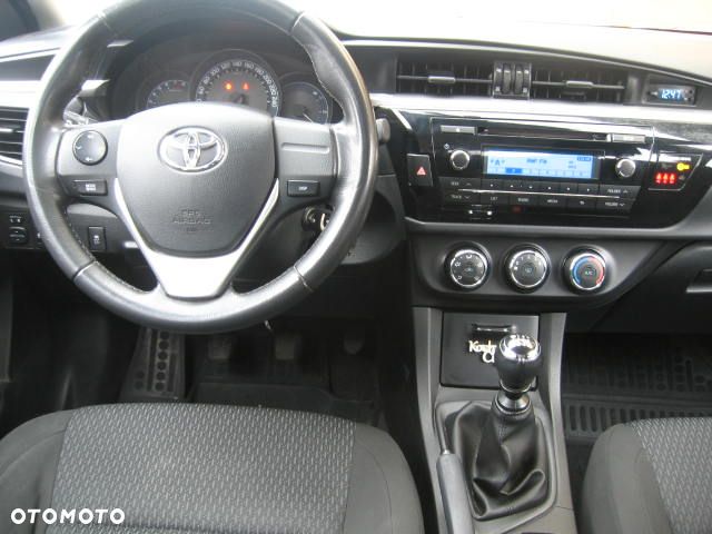 Toyota Corolla 1.6 Active EU6 - 14