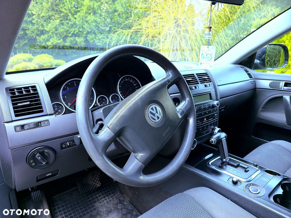 Volkswagen Touareg - 7