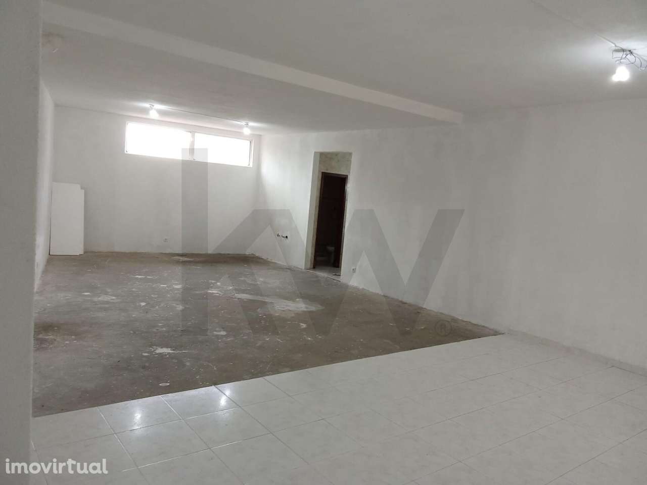 Loja no Centro de São João da Madeira - Grande imagem: 3/12