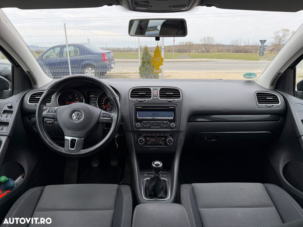 Volkswagen Golf 2.0 TDI DPF Comfortline - 5