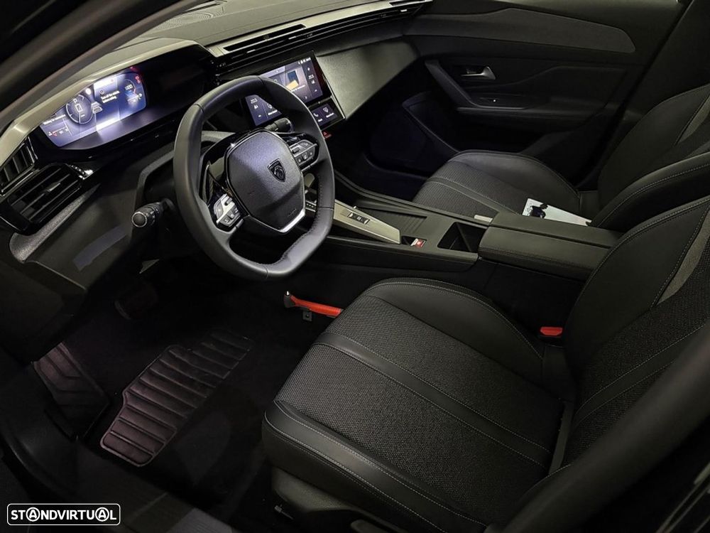 Peugeot 408 HYBRID 145 e-DSC6 Allure - 12