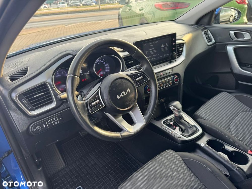Kia Ceed 1.5 T-GDI M DCT - 9