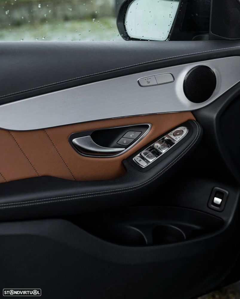 Mercedes-Benz GLC 300 de Coupe 4Matic 9G-TRONIC AMG Line - 25