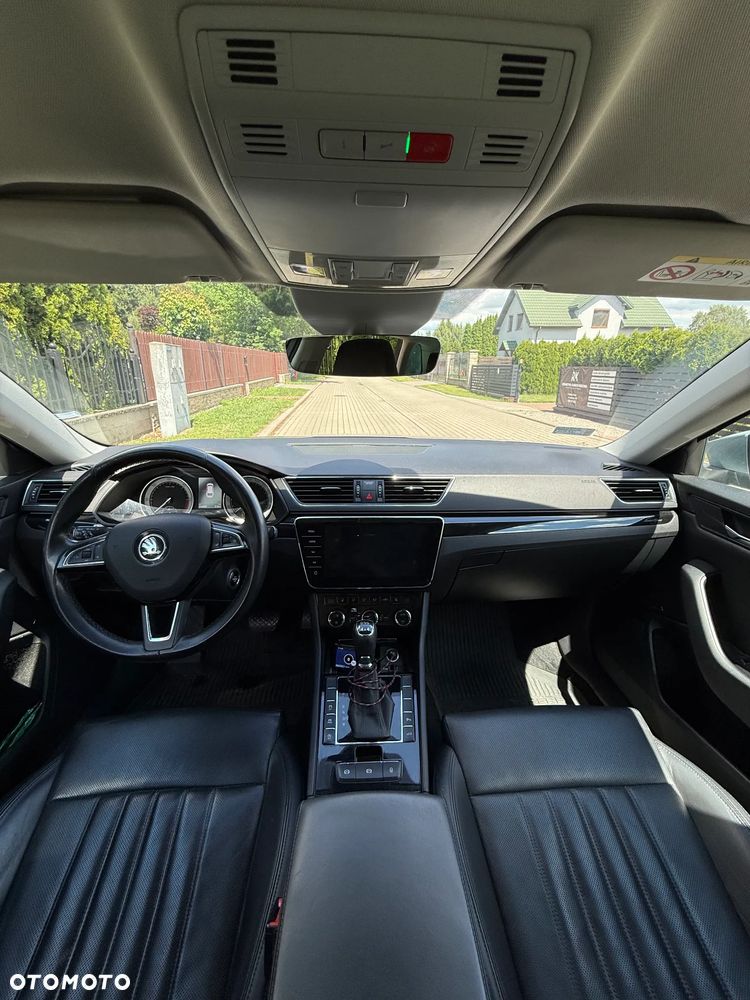 Skoda Superb 2.0 TDI SCR 4x4 L&K DSG - 24