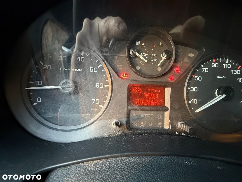 Peugeot Partner - 17