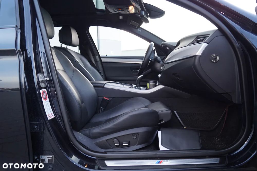 BMW Seria 5 535d - 22