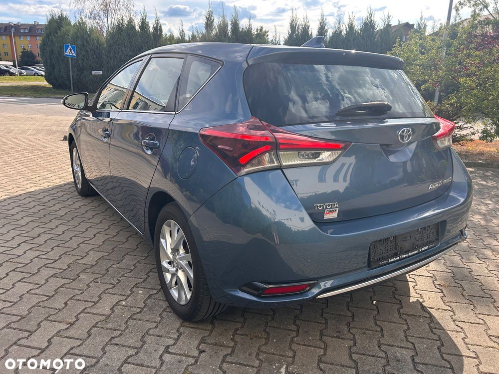Toyota Auris - 3