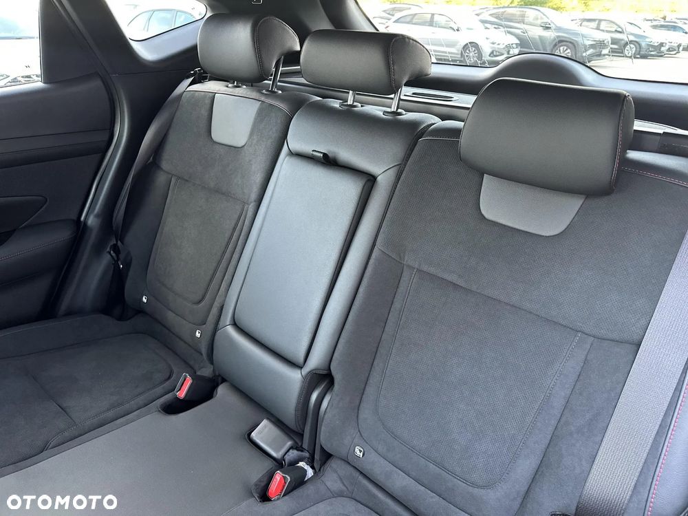 Hyundai Tucson 1.6 T-GDi HEV N-Line 2WD - 16