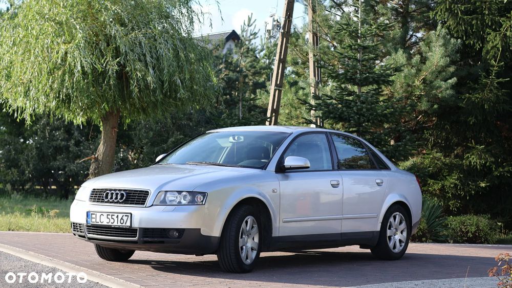 Audi A4 Limousine - 9