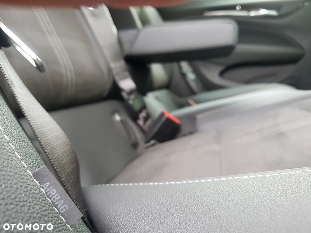 Opel Insignia 2.0 CDTI 4x4 Innovation S&S - 24