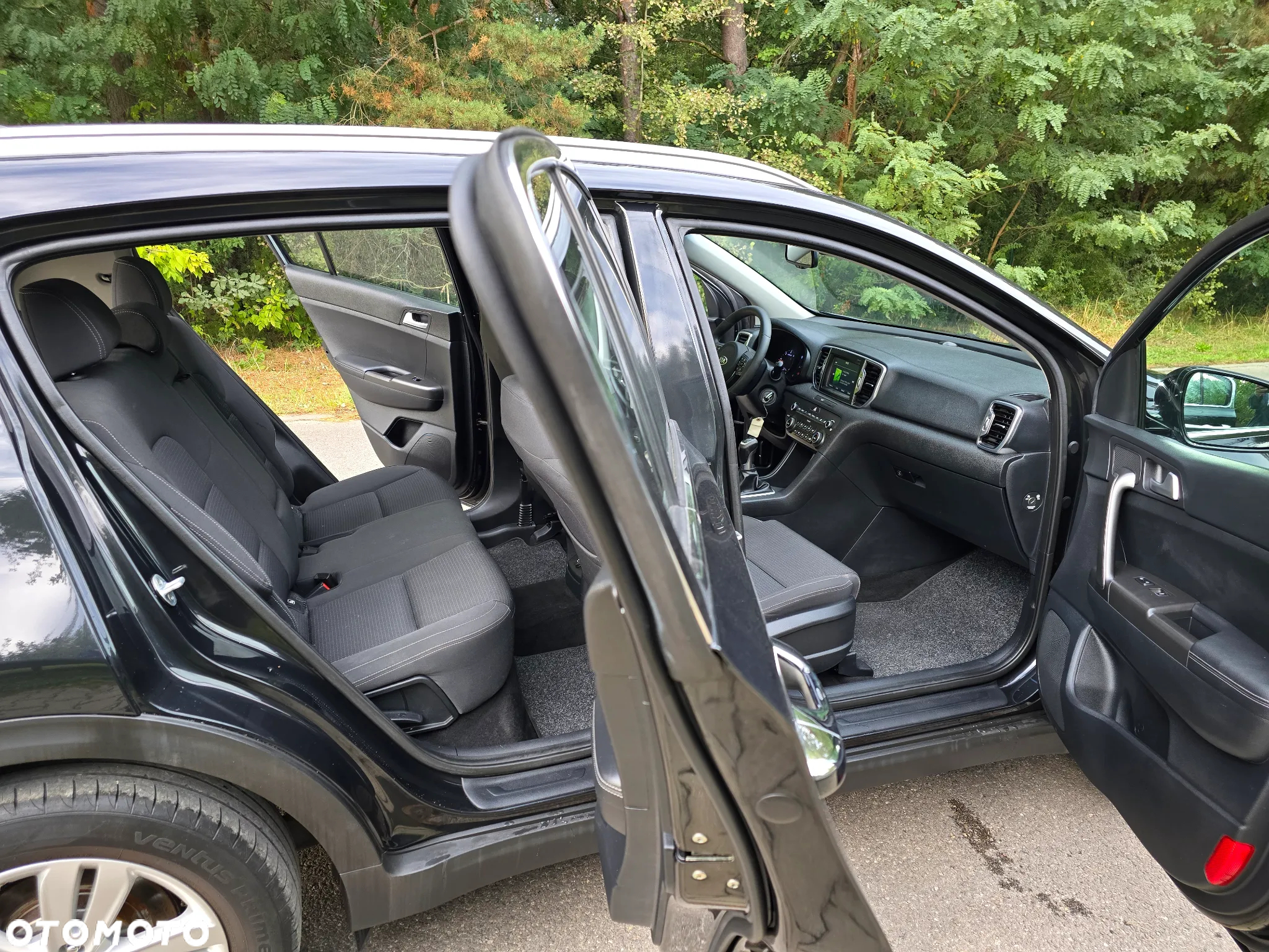 Kia Sportage 1.7 CRDI 2WD Dream-Team Edition - 21