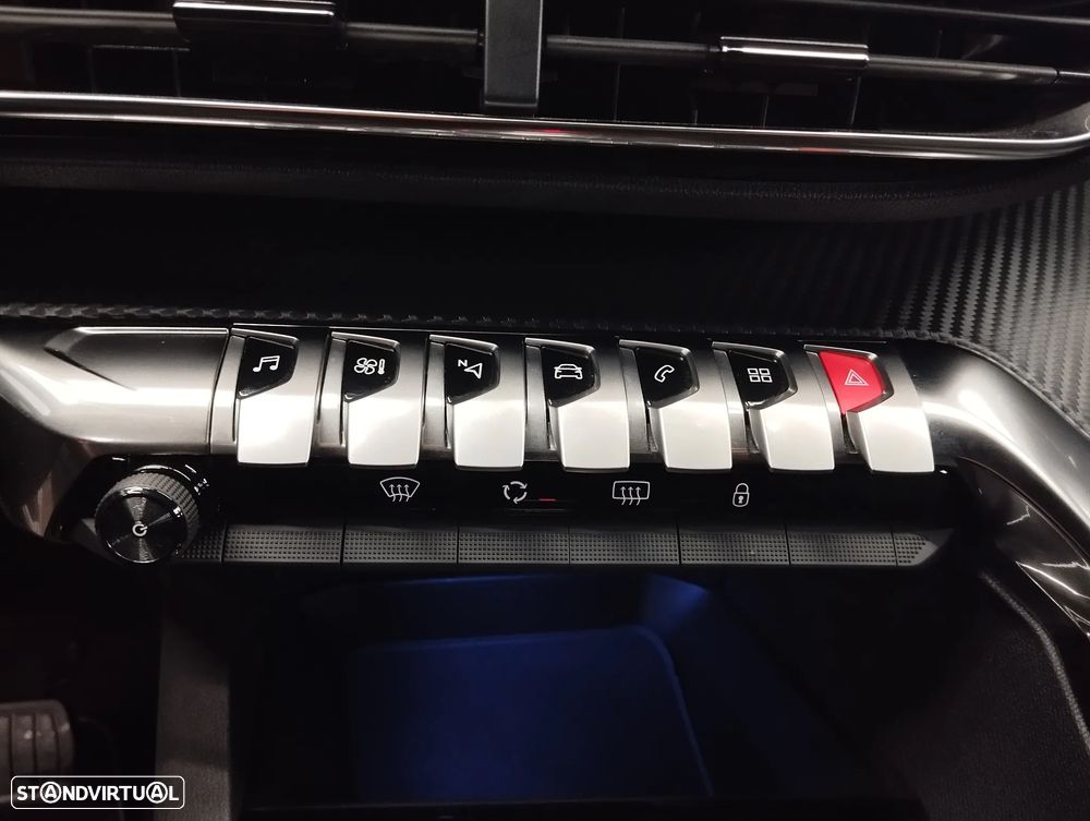 Peugeot 5008 1.2 PureTech Allure EAT8 - 35