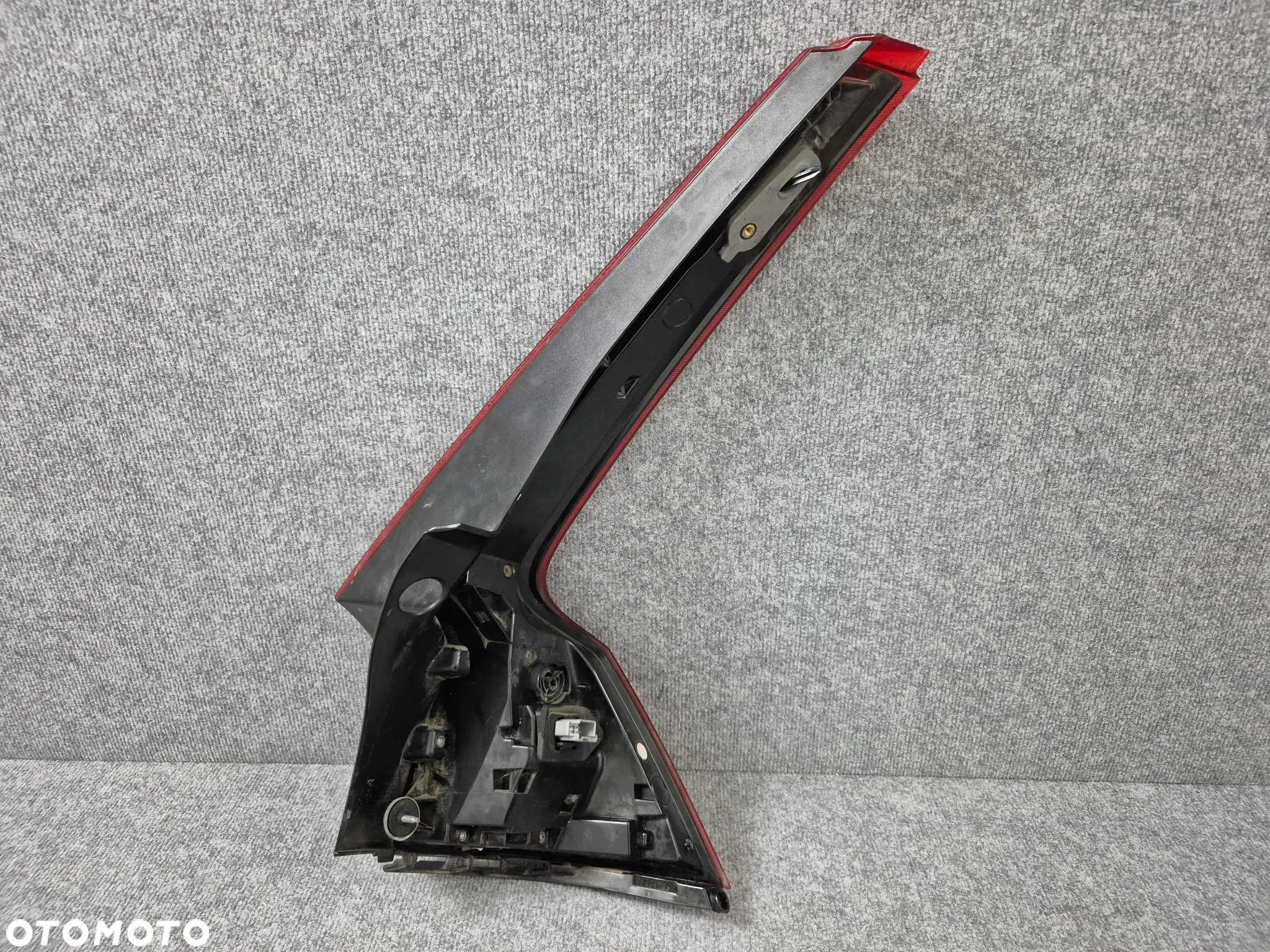 LAMPA TYLNA TYŁ LEWA - VOLVO V90 II LED 16-20 EUROPA - 7