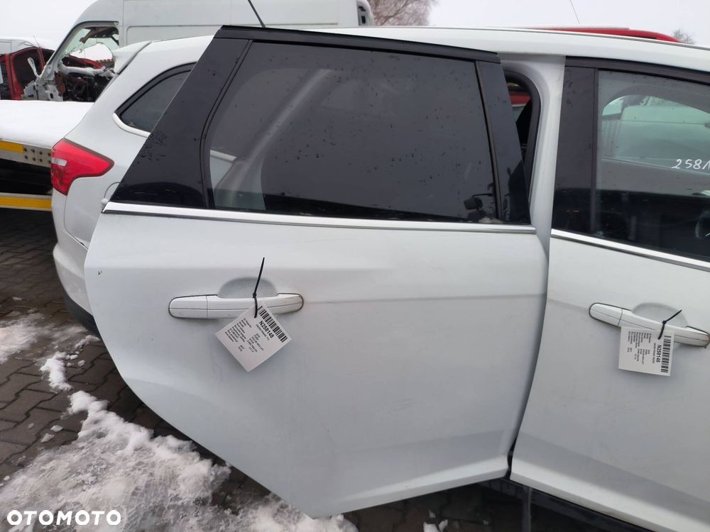 DRZWI PRAWE TYŁ FORD FOCUS MK3 LIFT 7VTA - 6