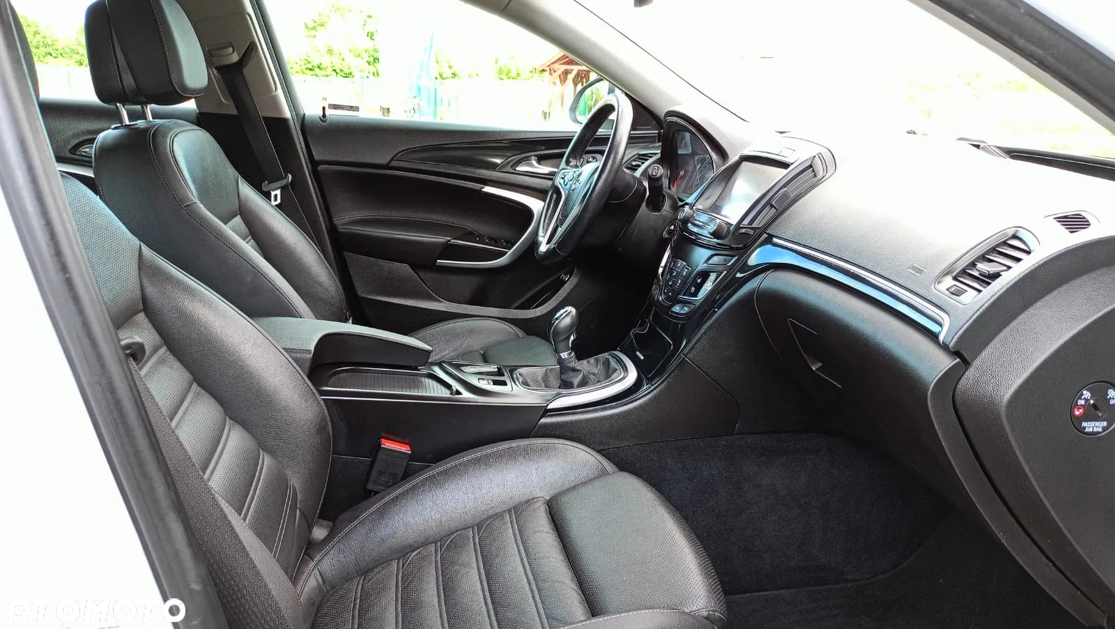 Opel Insignia - 10