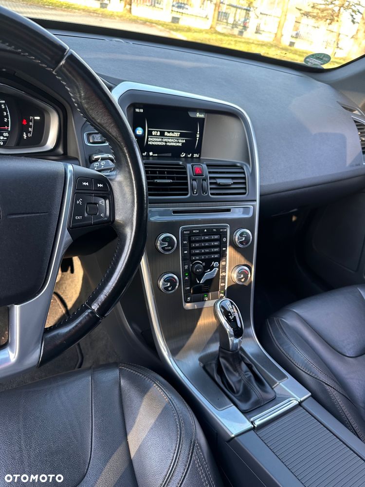 Volvo XC 60 D4 Drive-E Summum - 11